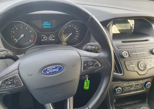 Ford Focus cena 42500 przebieg: 95883, rok produkcji 2018 z Sieniawa małe 16